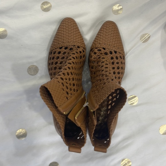 One time wear - Picture 9 of 10